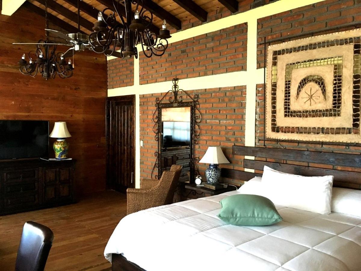 Habitación Doble Deluxe con balcón y vistas al mar